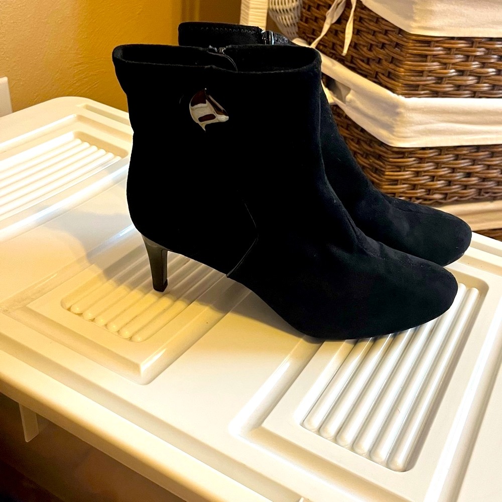 Impo ankle boots